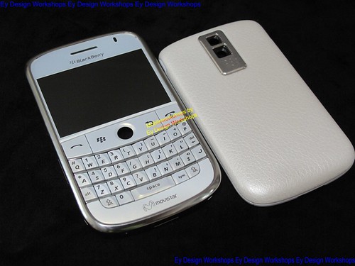 Blackberry Bold 9000 White Edition