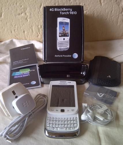 Blackberry Torch White 9810