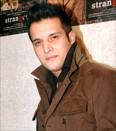 Jimmy Shergill Wife And Son